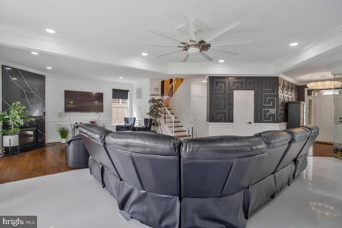 WEXFORD VILLAGE - Residential