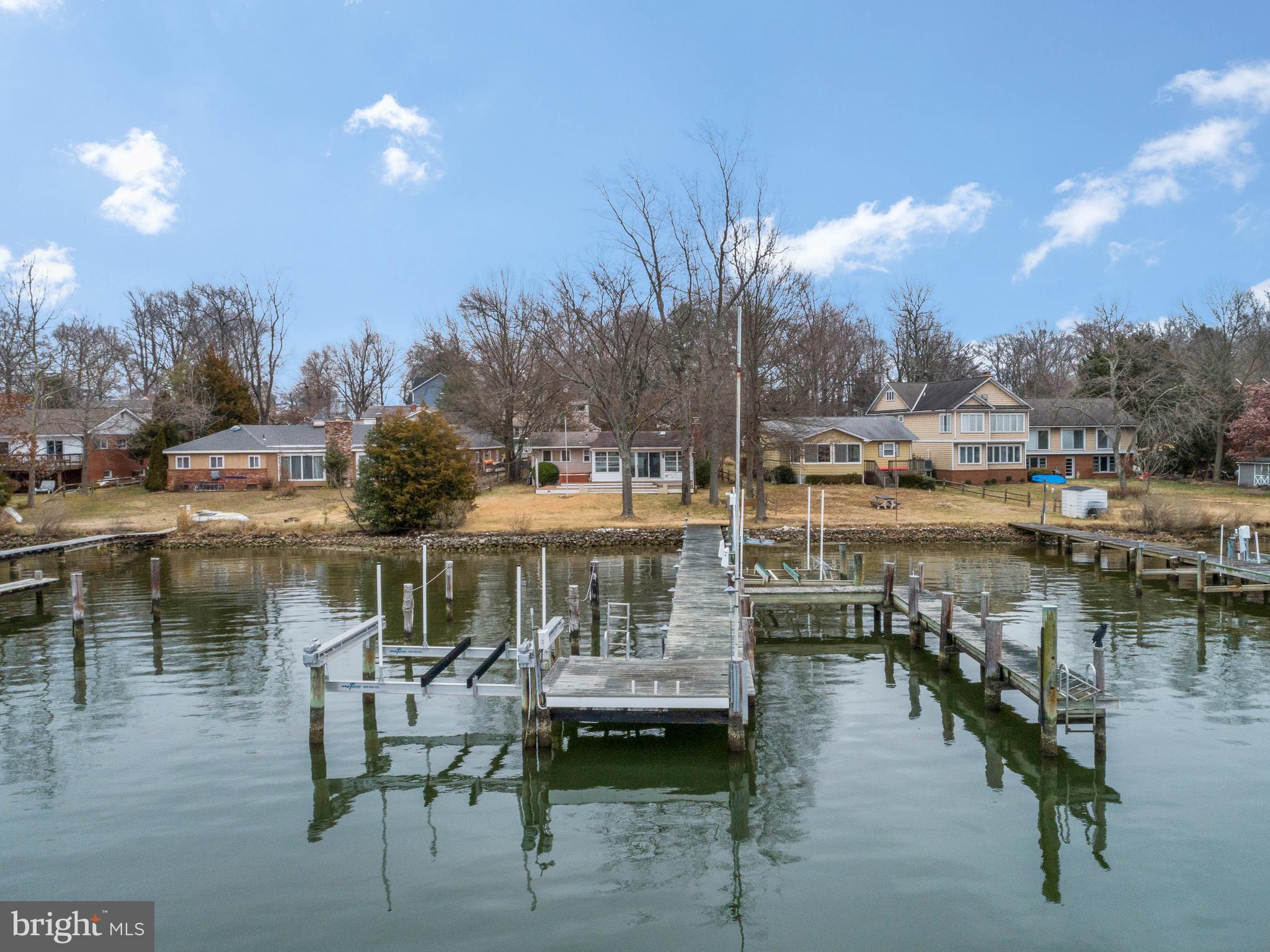 LOCH HAVEN - Residential