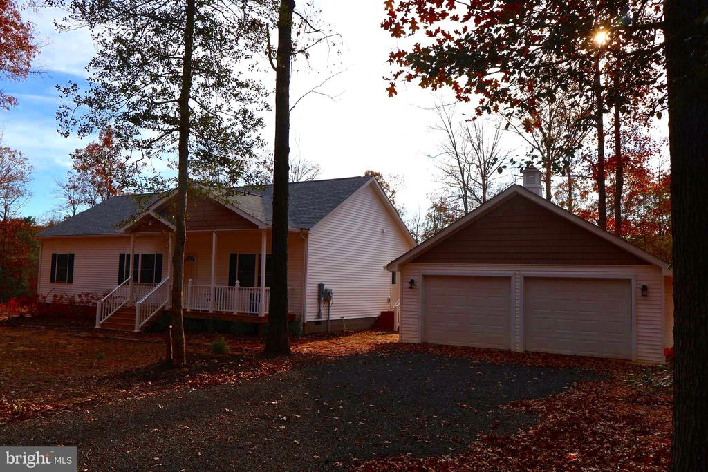 Photo of 2931 Little Buck Trail, CHARLES CITY, VA 23030 (MLS # VACS2000058)