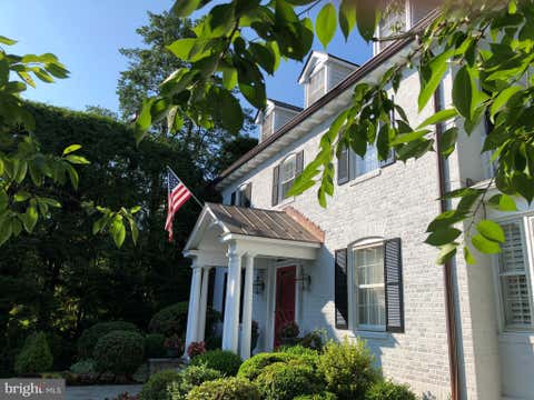 Photo of 6108 Vernon Ter, ALEXANDRIA, VA 22307 (MLS # VAFX2293918)