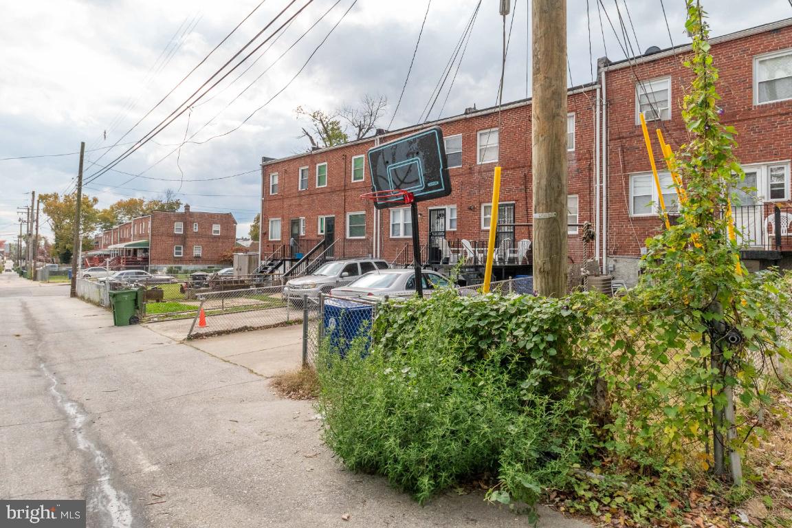 EDMONDSON VILLAGE - Residential