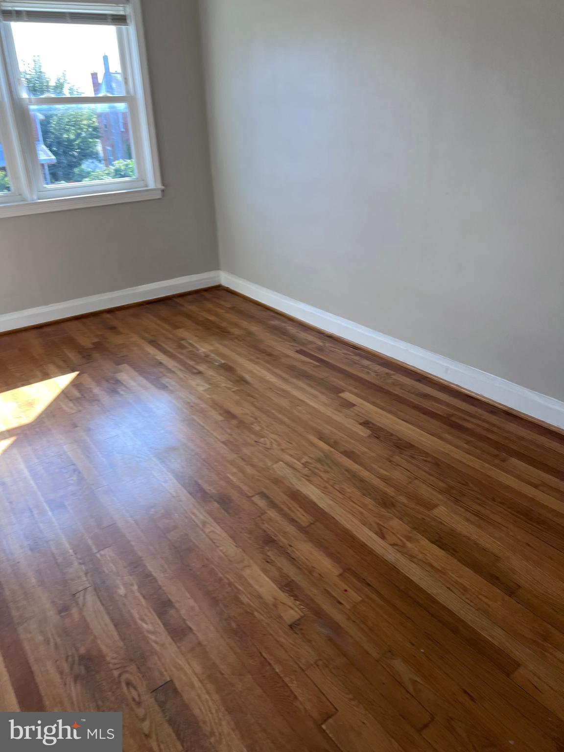 ESSEX - Residential Lease