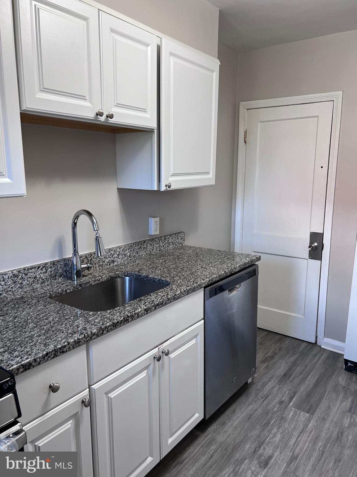 ESSEX - Residential Lease