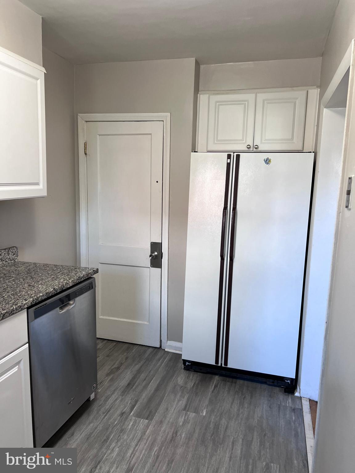 ESSEX - Residential Lease