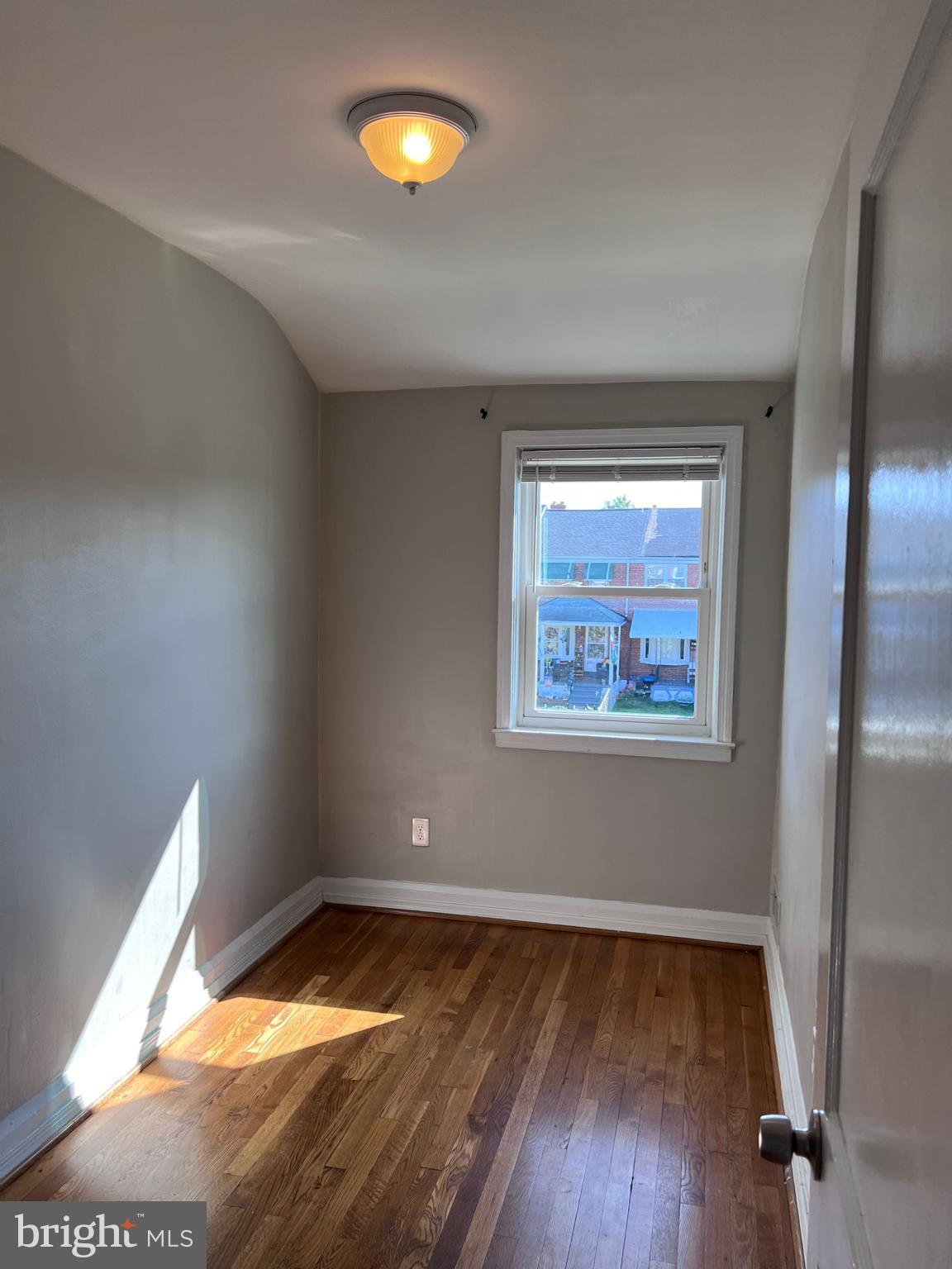 ESSEX - Residential Lease