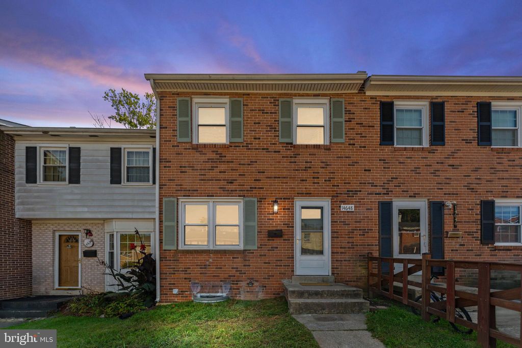 Photo of 14648 Bakersfield Street, WOODBRIDGE, VA 22193 (MLS # VAPW2105478)