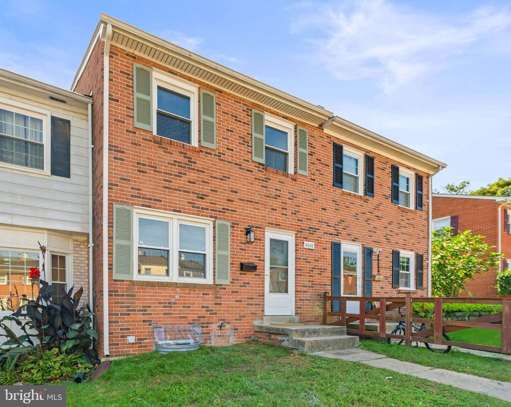 Photo of 14648 Bakersfield Street, WOODBRIDGE, VA 22193 (MLS # VAPW2105478)