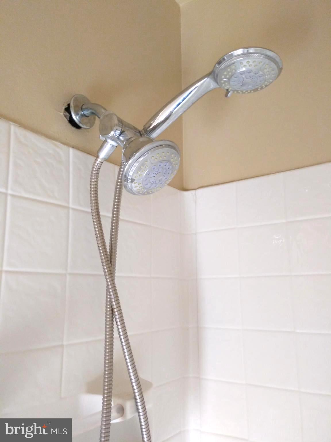 GRADUATE HOSPITAL - Residential Lease