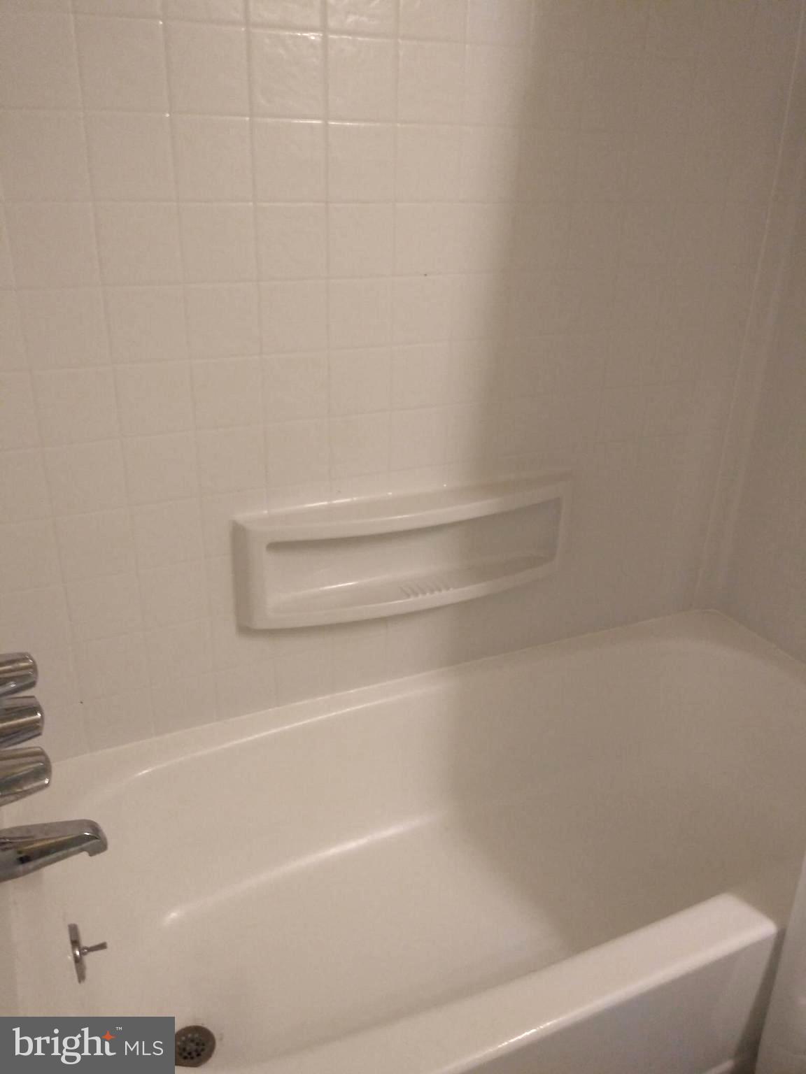 GRADUATE HOSPITAL - Residential Lease