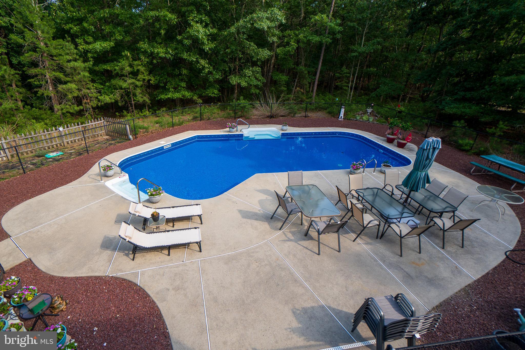 46 BECKERS CORNER