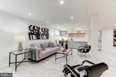 5735 4TH STREET S ARLINGTON VA 22204