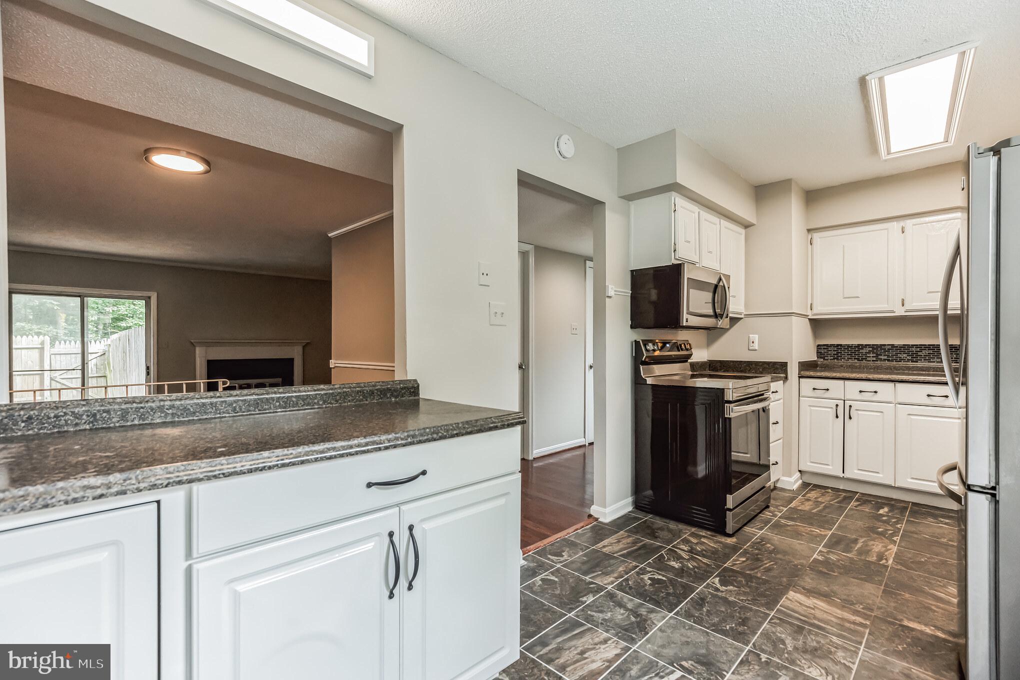 ARBORY CONDO-PHASE 9> - Residential