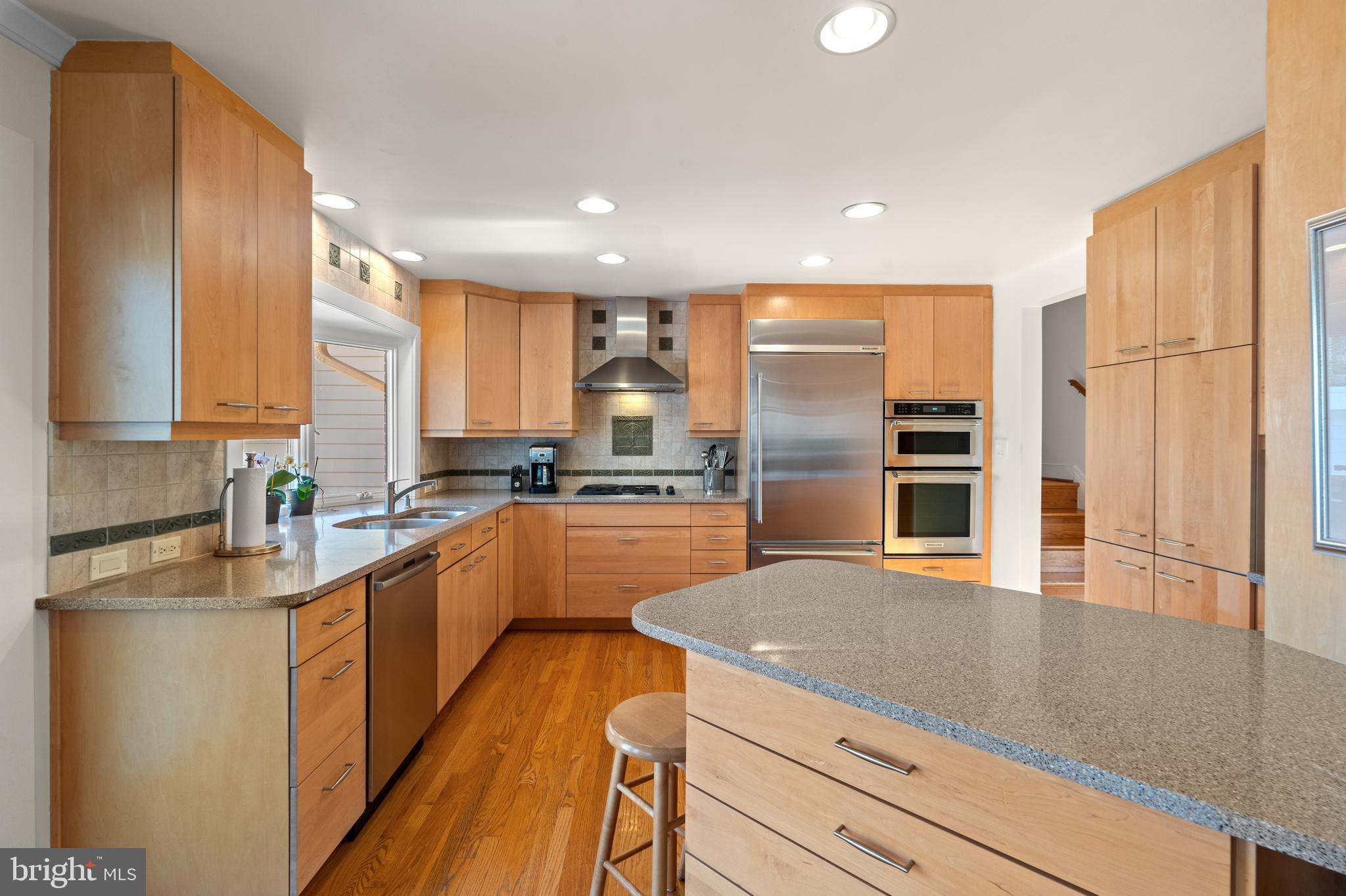 YACHT HAVEN ESTATES - Residential