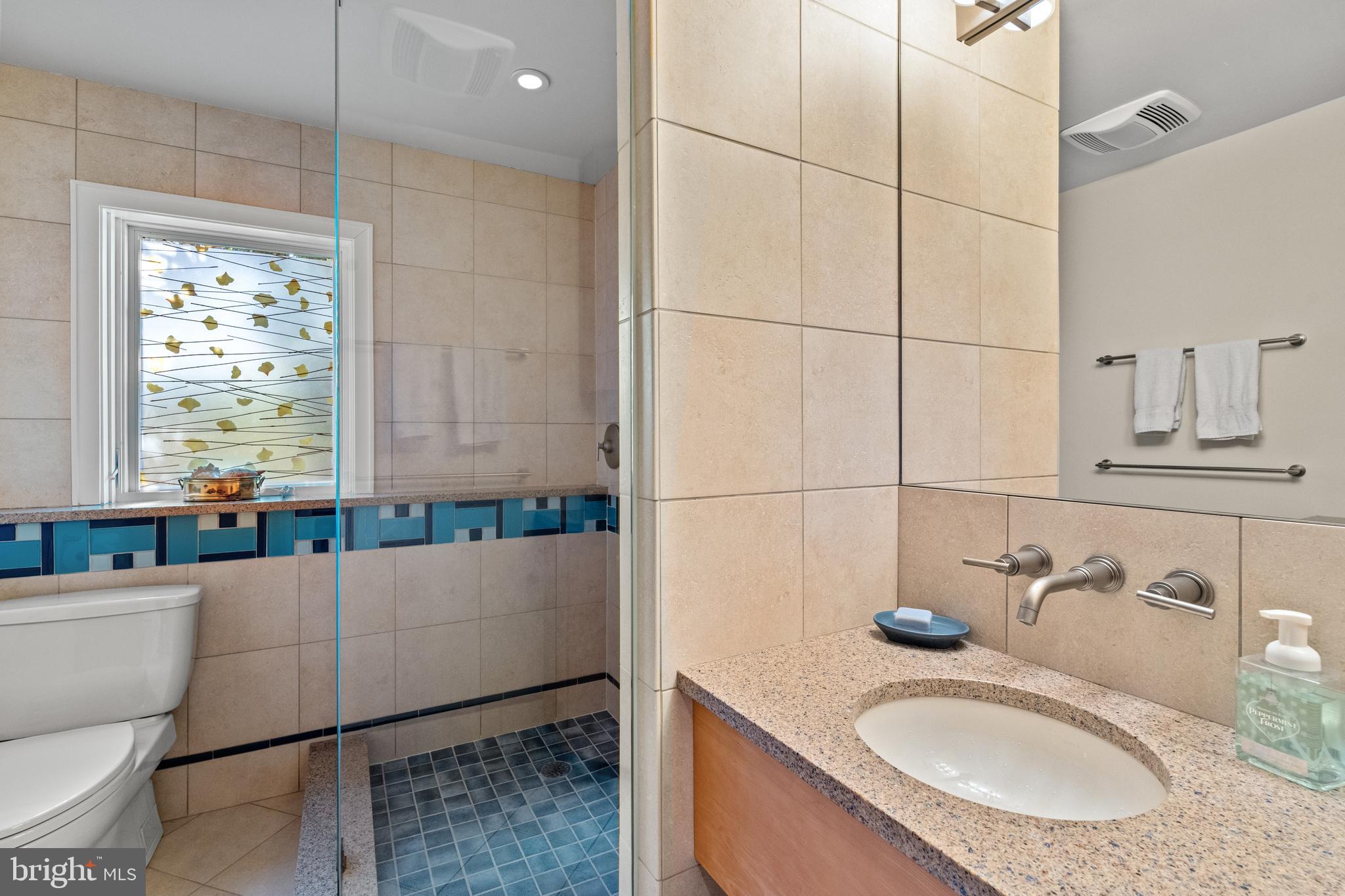 YACHT HAVEN ESTATES - Residential