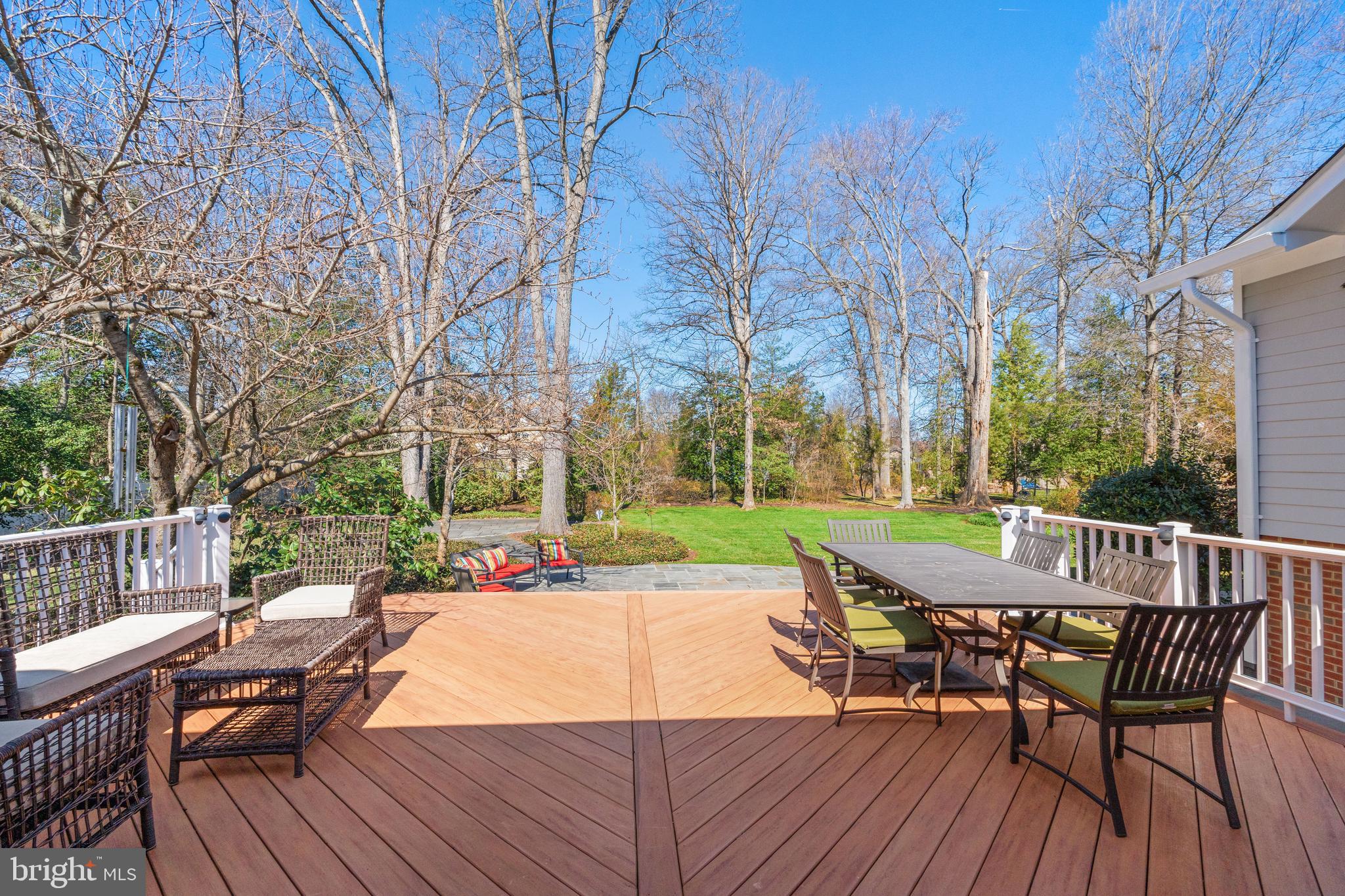 YACHT HAVEN ESTATES - Residential