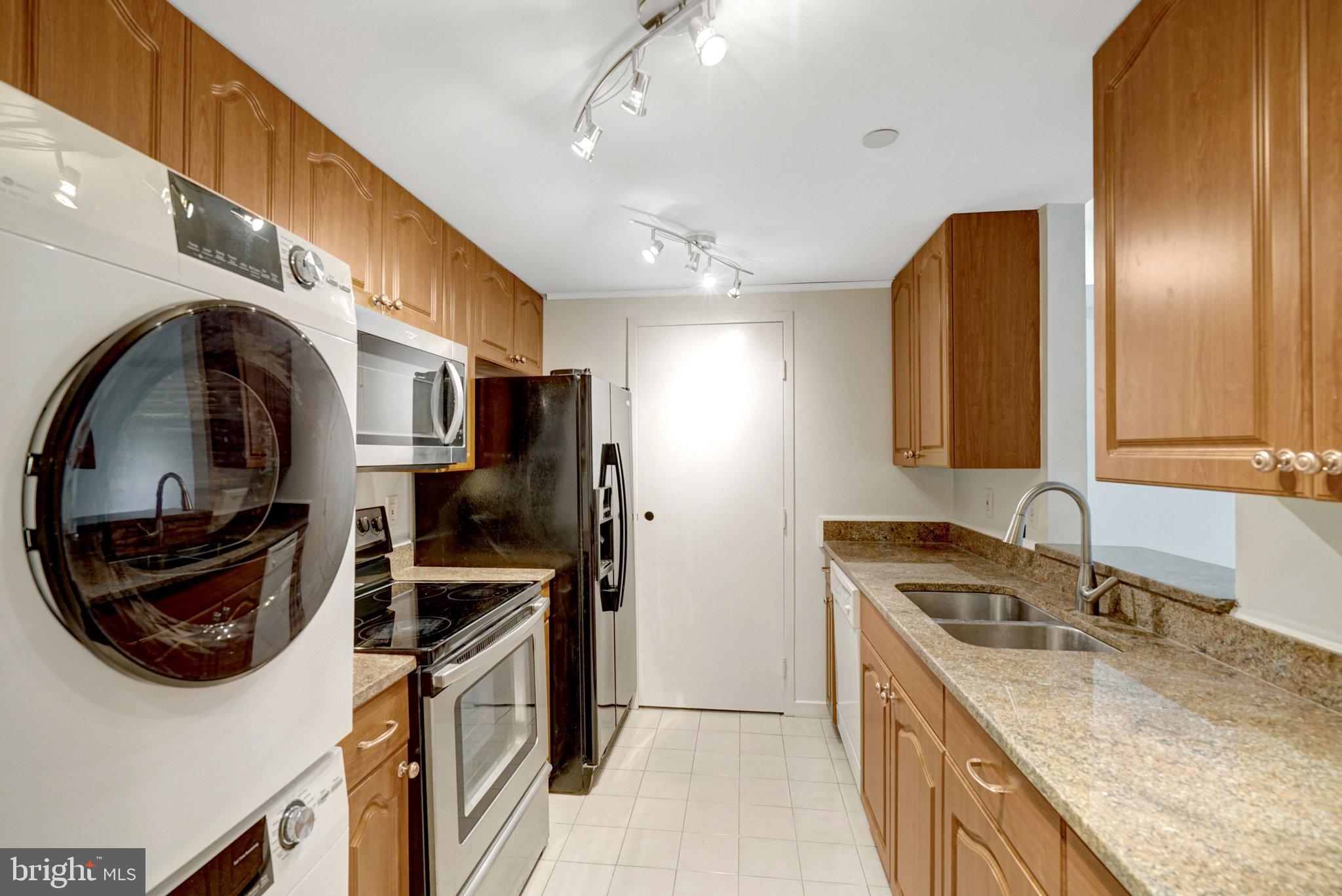 1530 KEY BOULEVARD 307