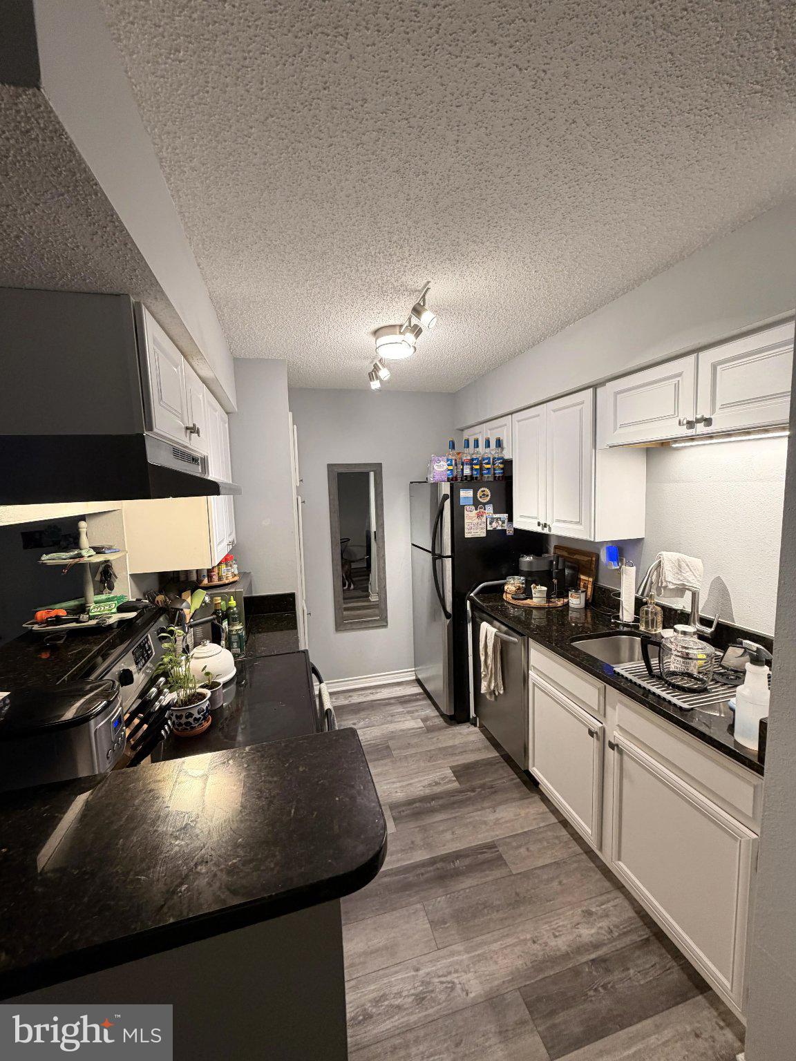 1536 LINCOLN WAY 302B