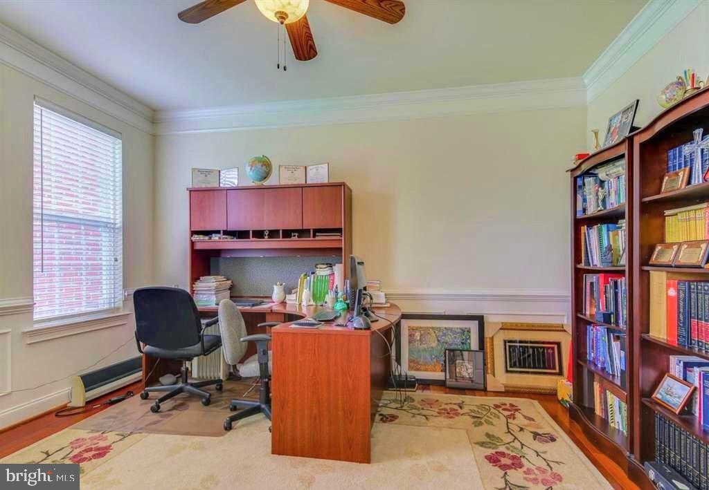 COLUMBIA HILLS - Residential Lease