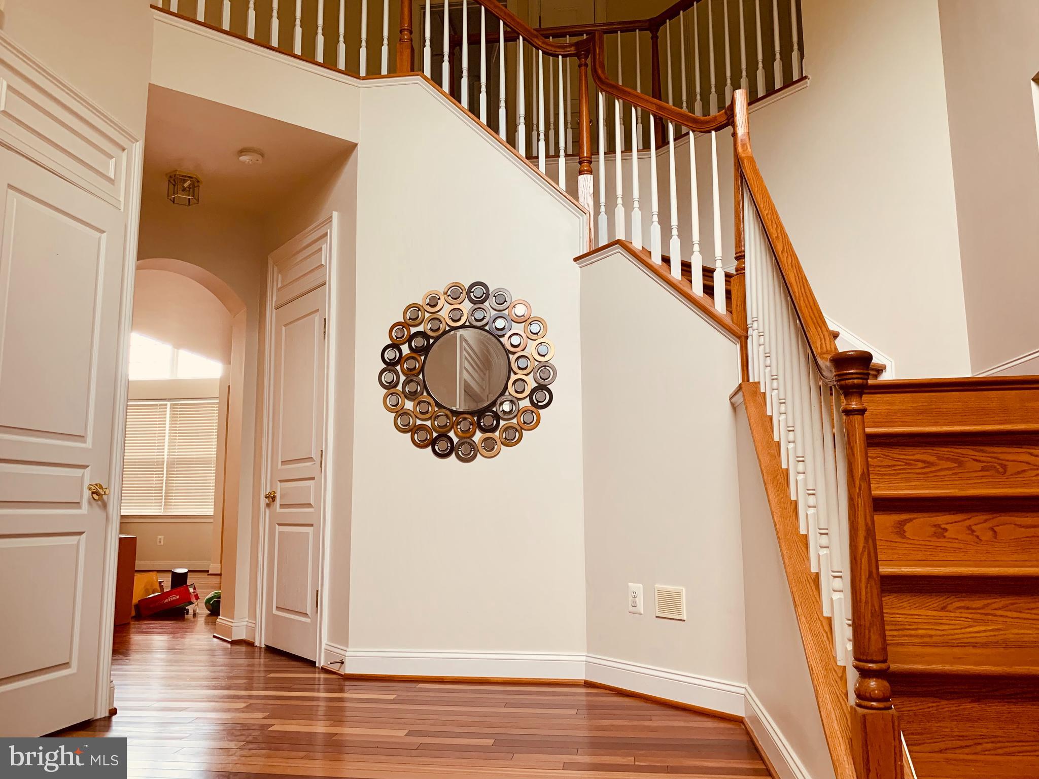 COLUMBIA HILLS - Residential Lease