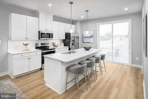 MLS: WVJF2025868