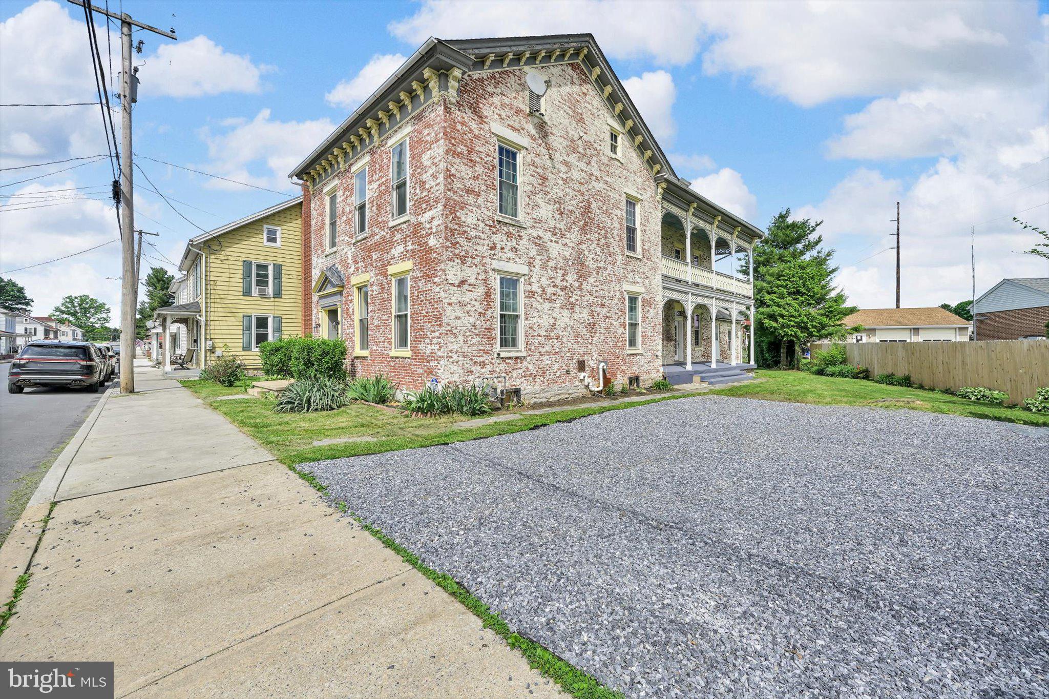 6 N RACE STREET