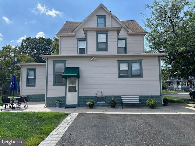 101 NEWTON AVENUE