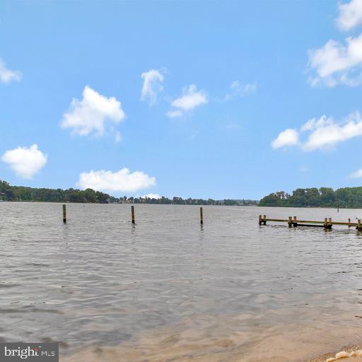 SEVERN LANDING - Residential