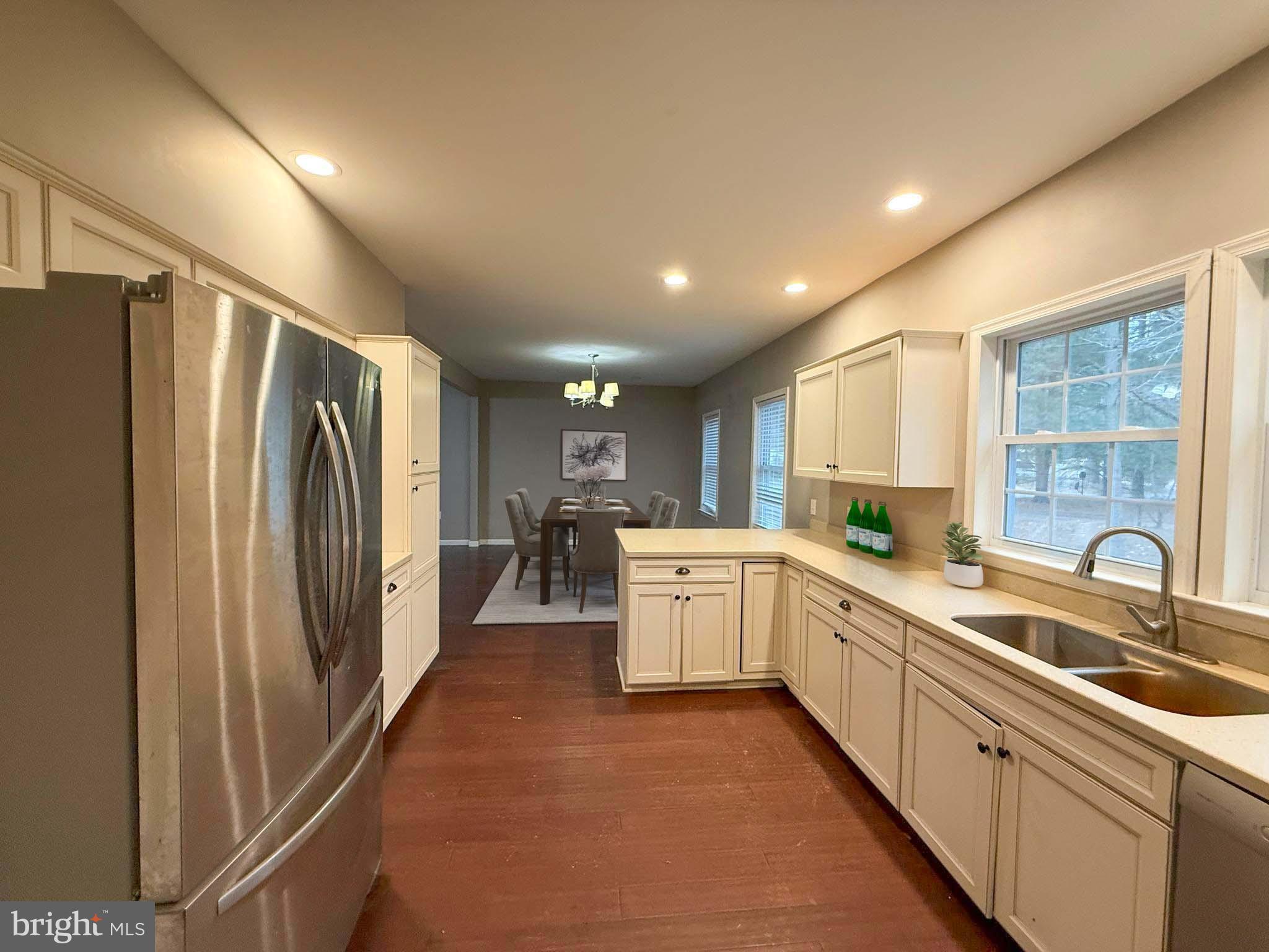 CHESAPEAKE LANDING - Residential