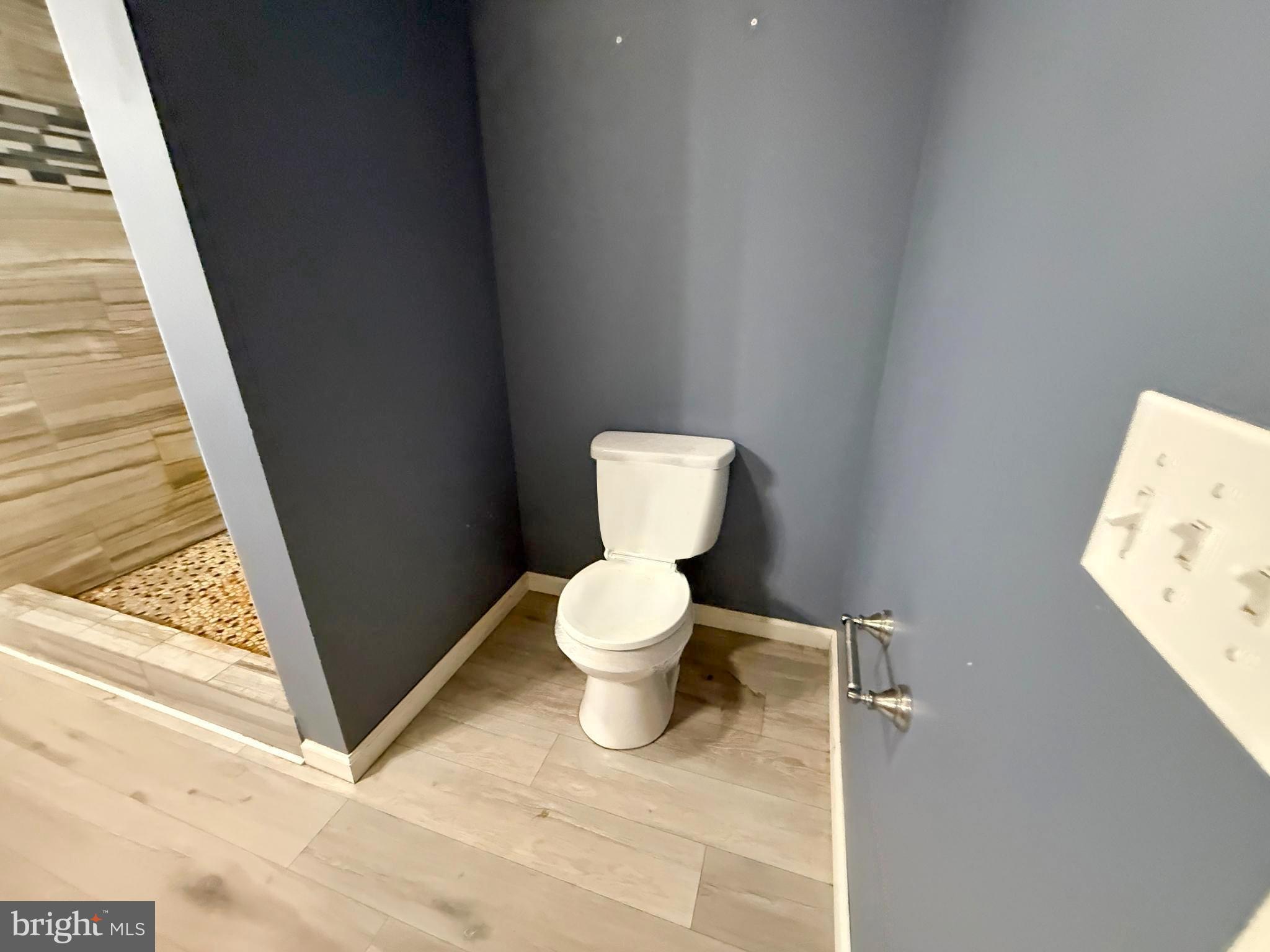 CHESAPEAKE LANDING - Residential