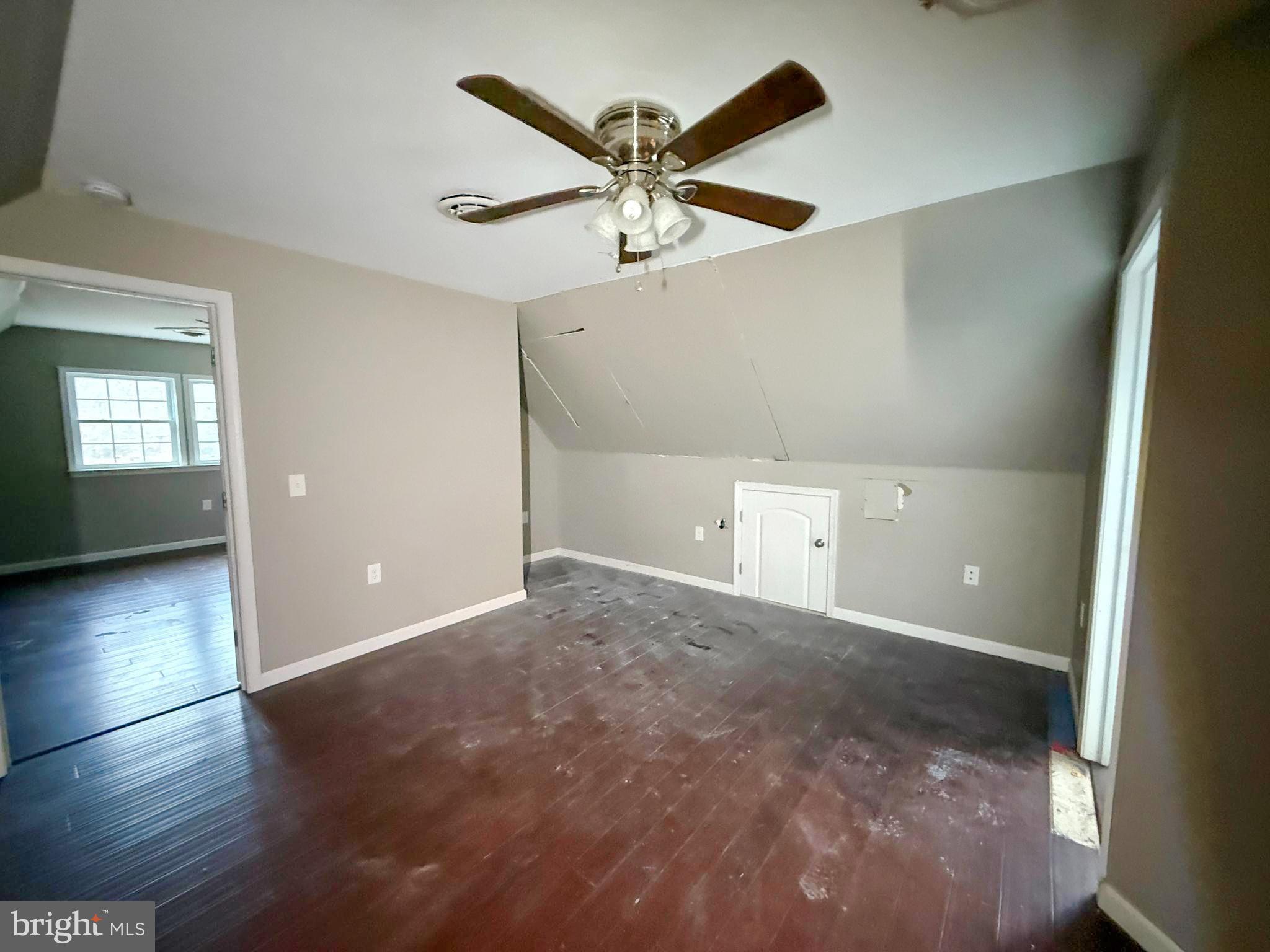 CHESAPEAKE LANDING - Residential