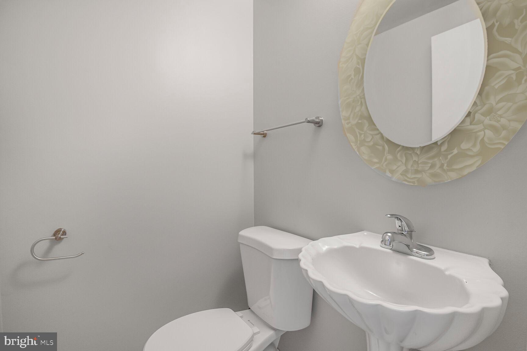 ROBERTS GLEN - Residential