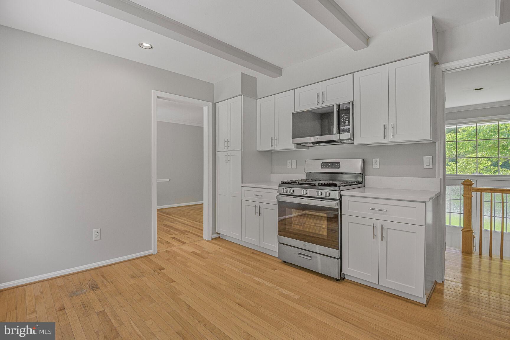 ROBERTS GLEN - Residential