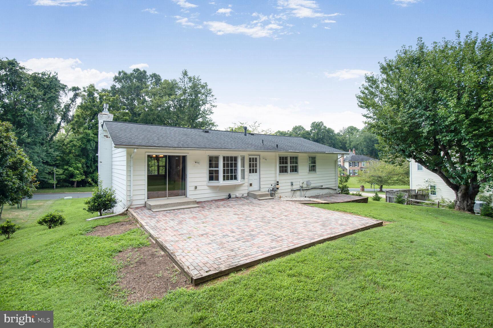 ROBERTS GLEN - Residential