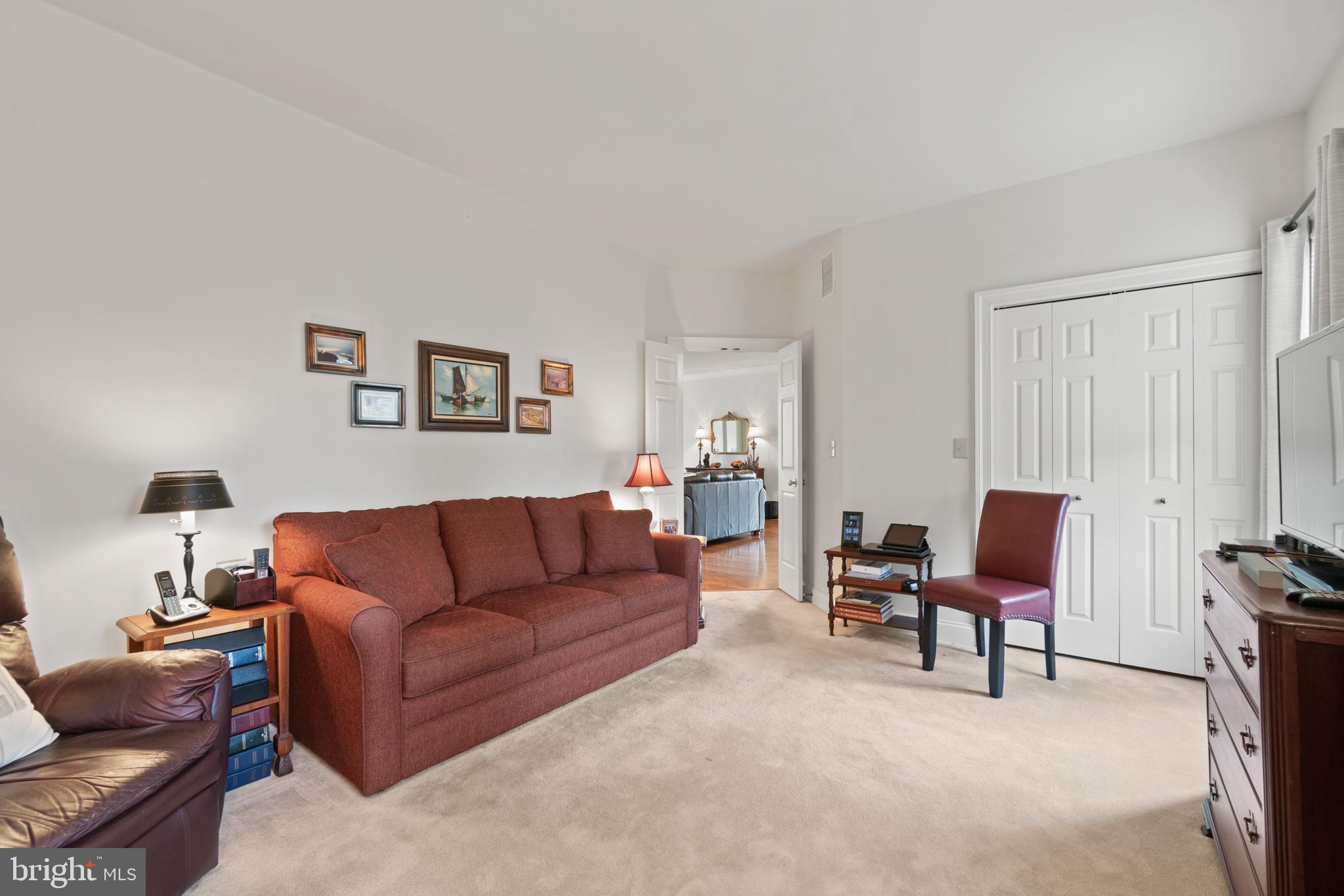 GLENMORE - Residential