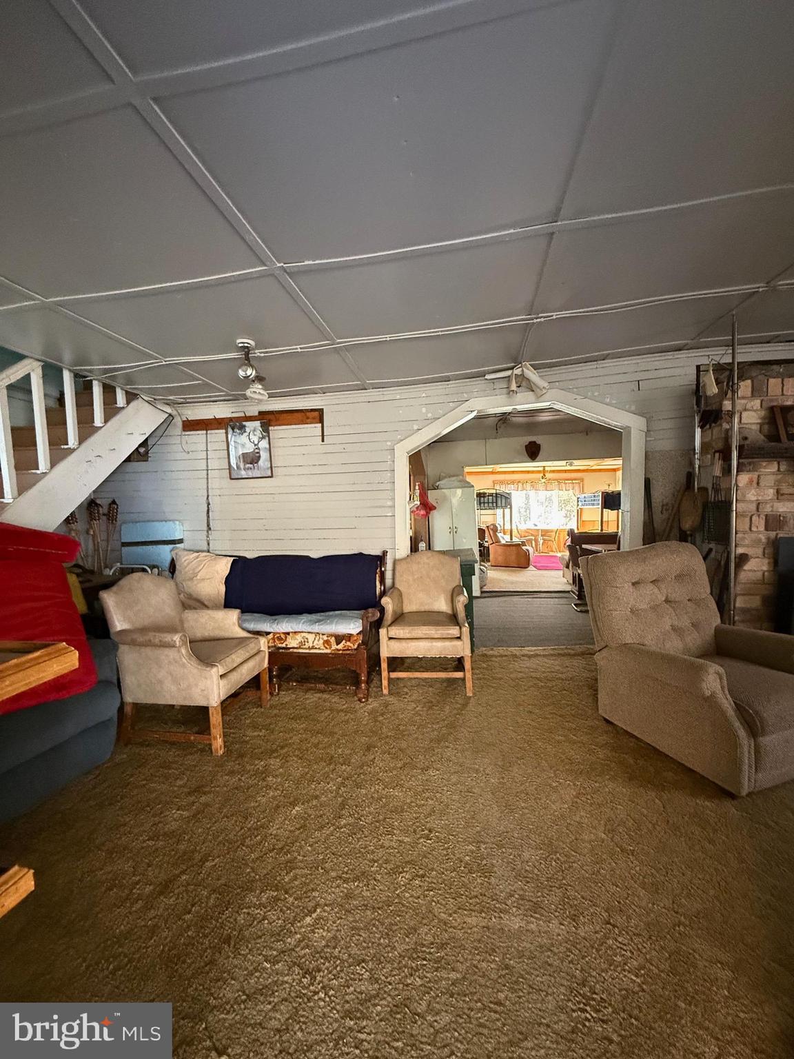 BLACK MOSHANNON - Residential