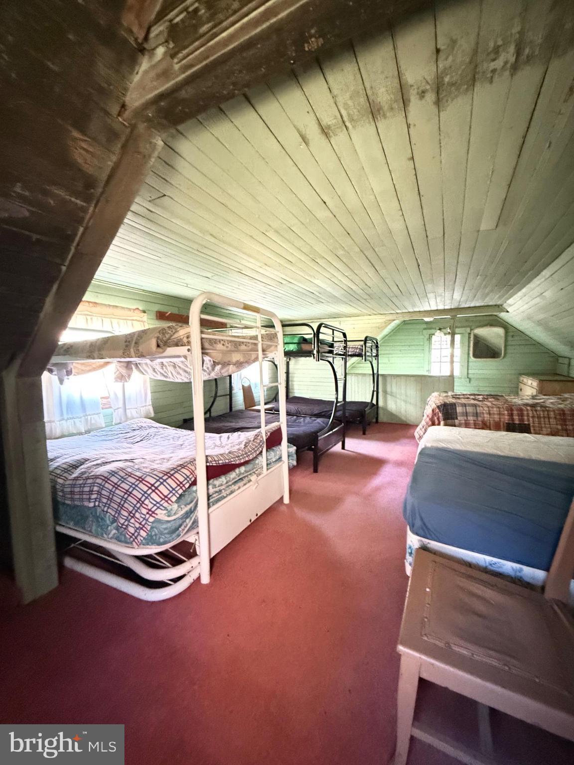 BLACK MOSHANNON - Residential