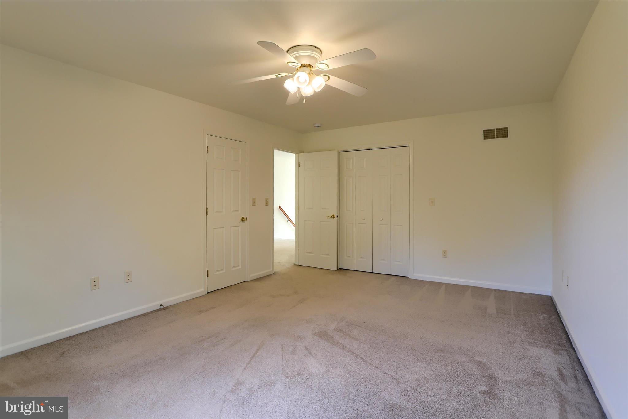 LOCUST WOODS - Residential