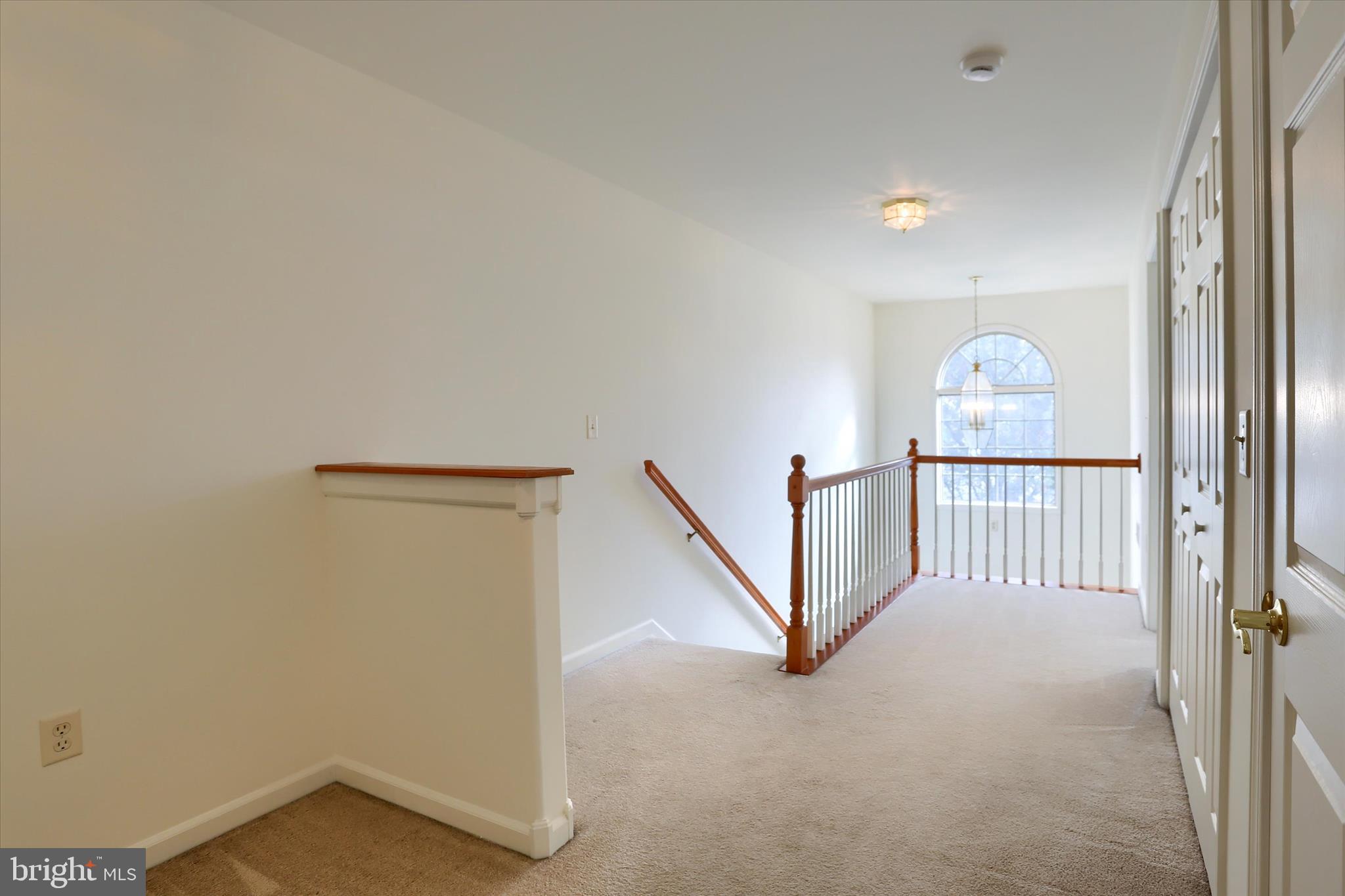 LOCUST WOODS - Residential