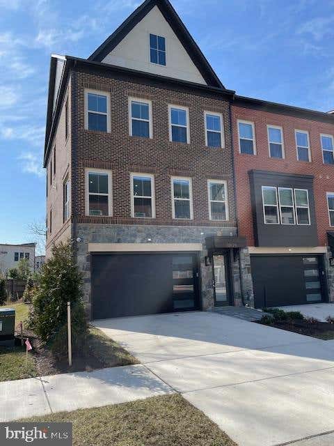 Townhouse For Rent - 10129 Dalmatian St<br/> Montgomery County, ROCKVILLE, MD 20850