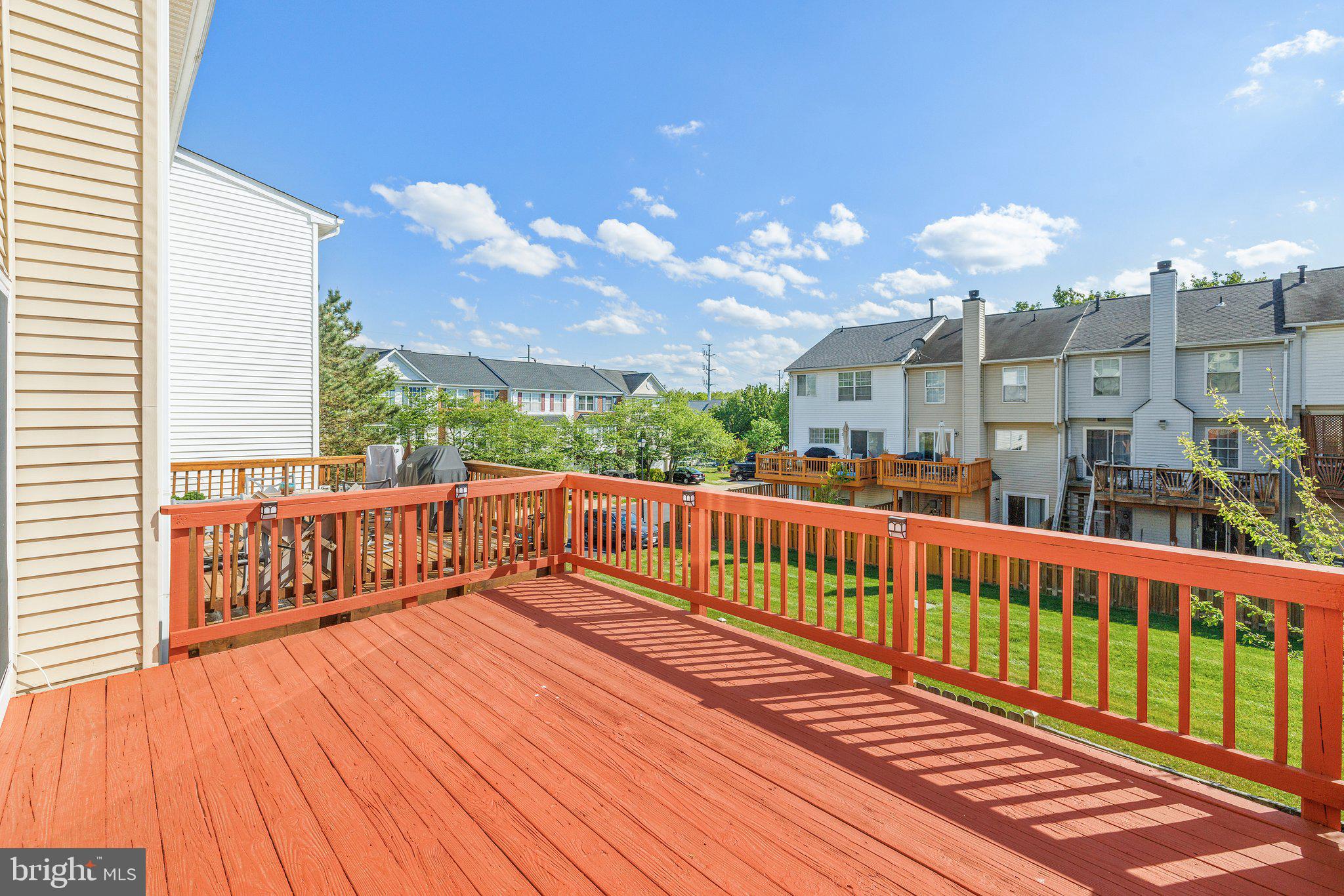 PARADISE - Residential Lease