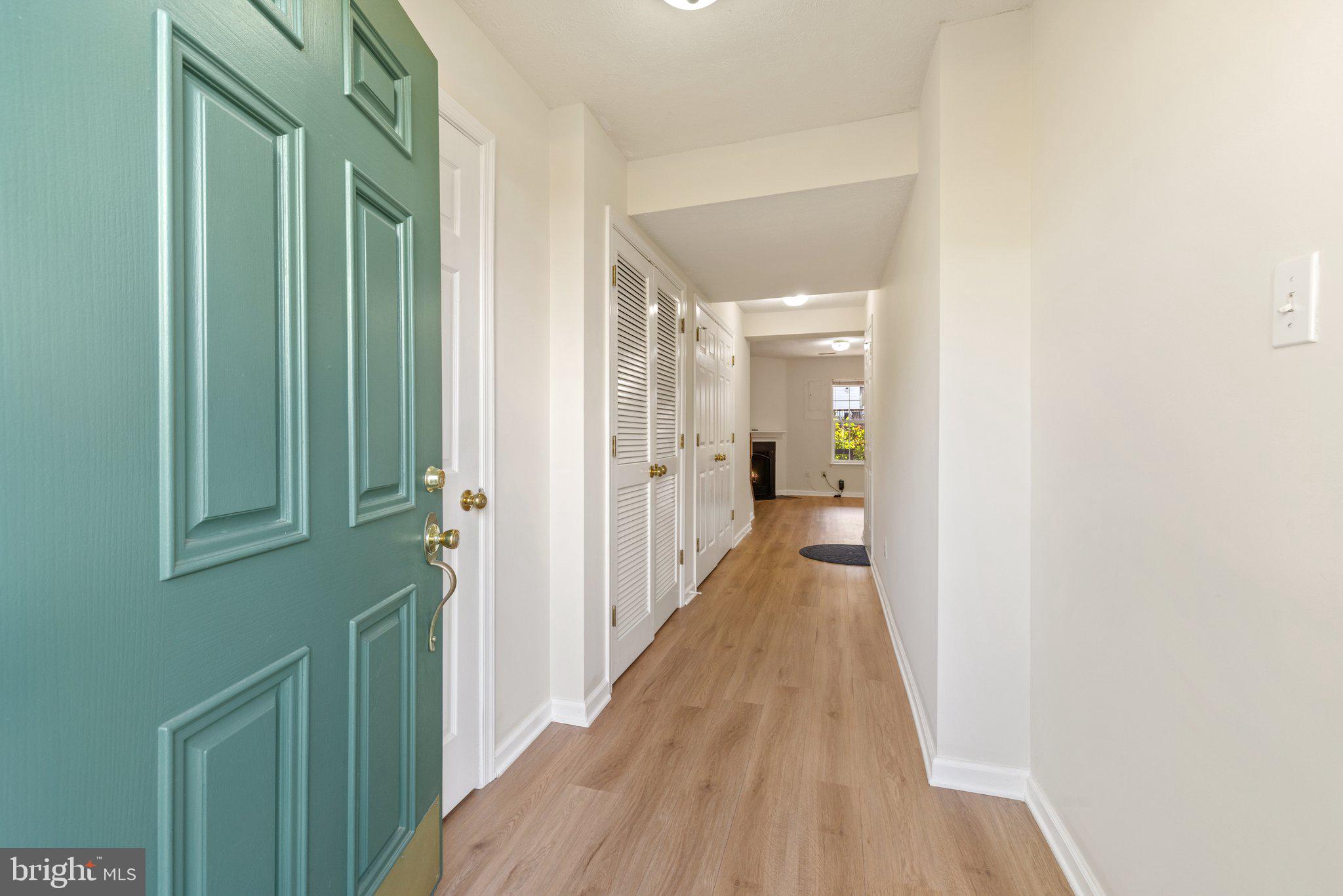 PARADISE - Residential Lease