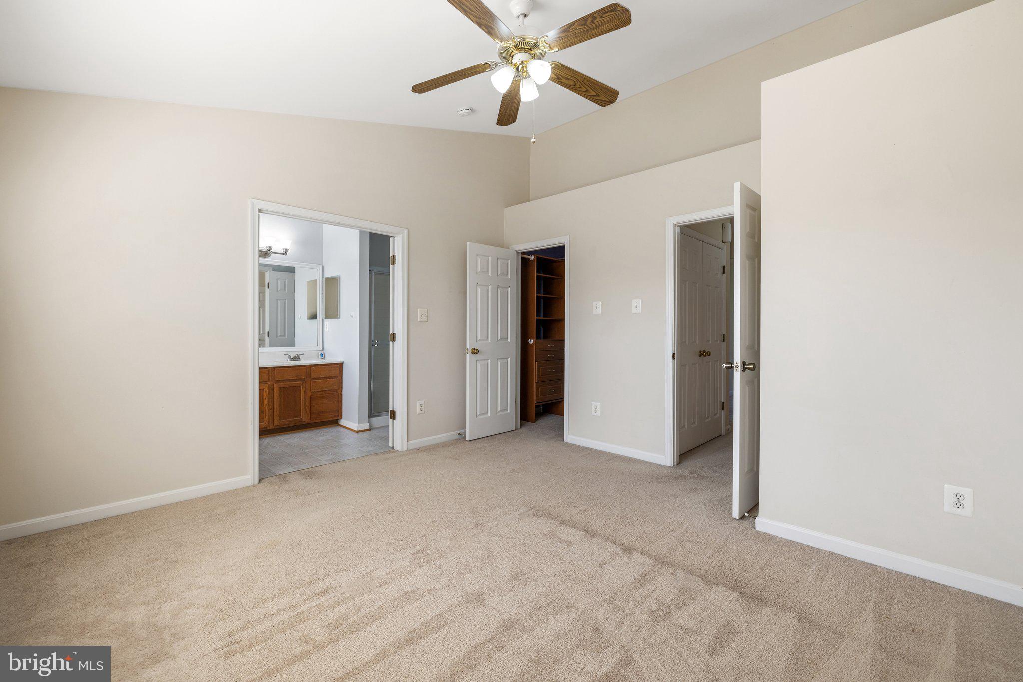 PARADISE - Residential Lease