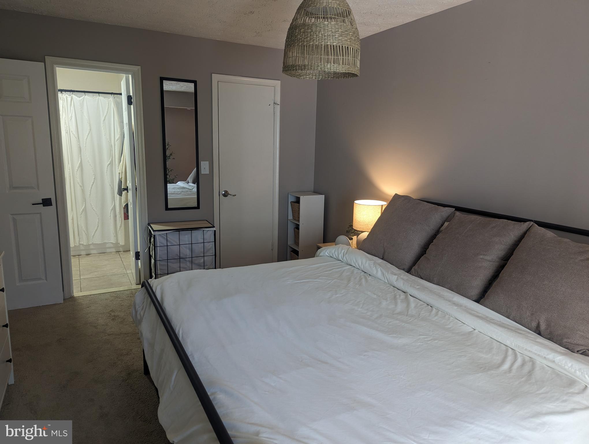 VININGS CONDO - Residential Lease