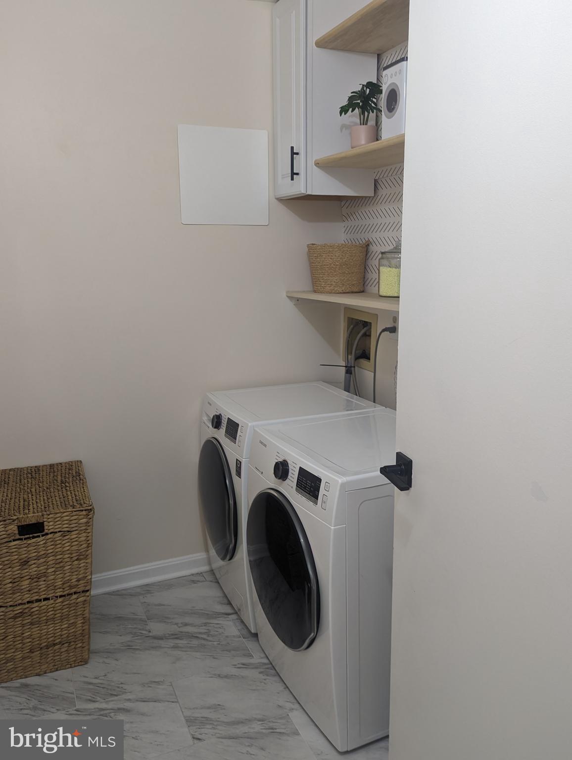 VININGS CONDO - Residential Lease