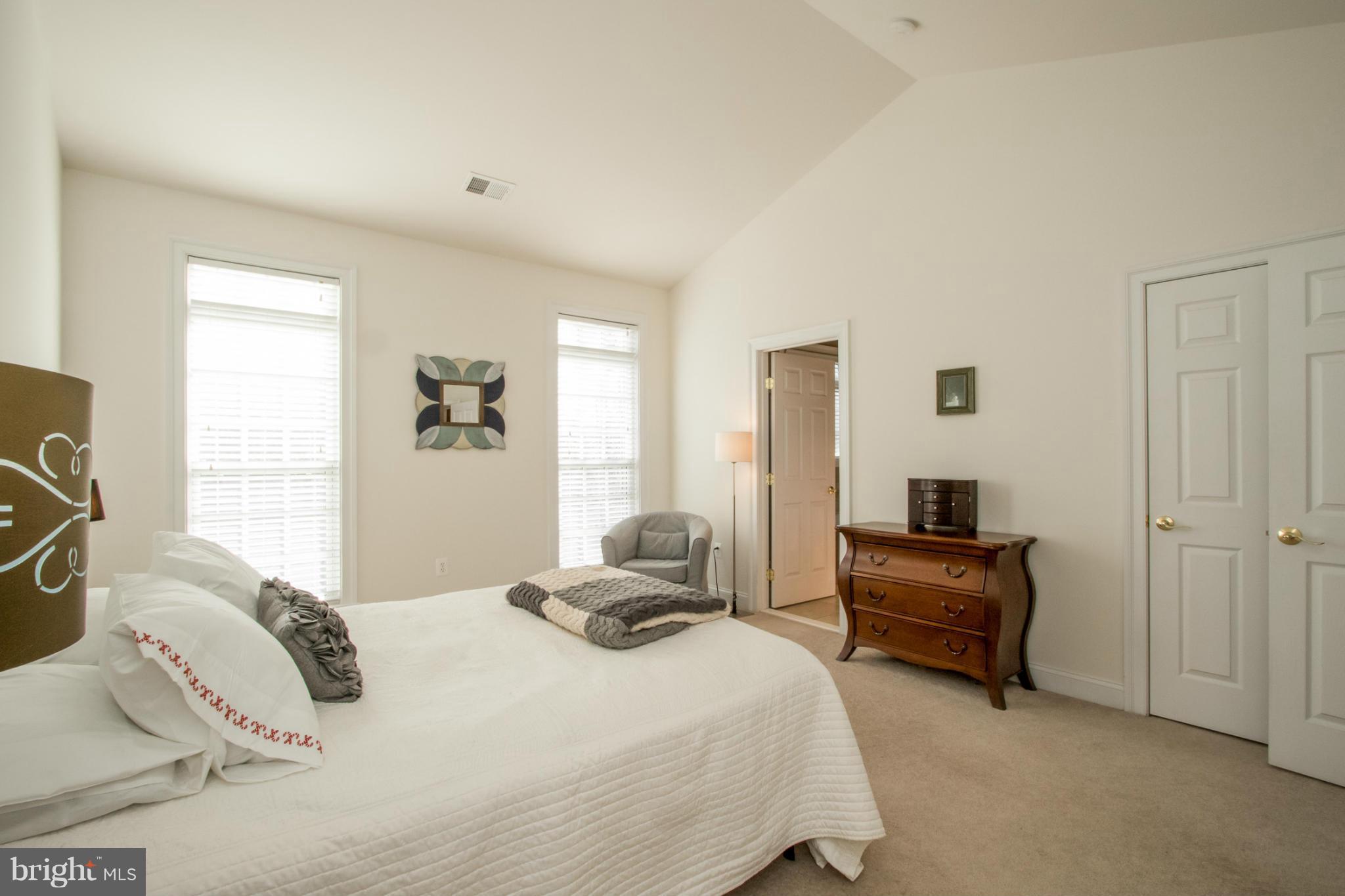 FAIRFAX GATEWAY - Residential