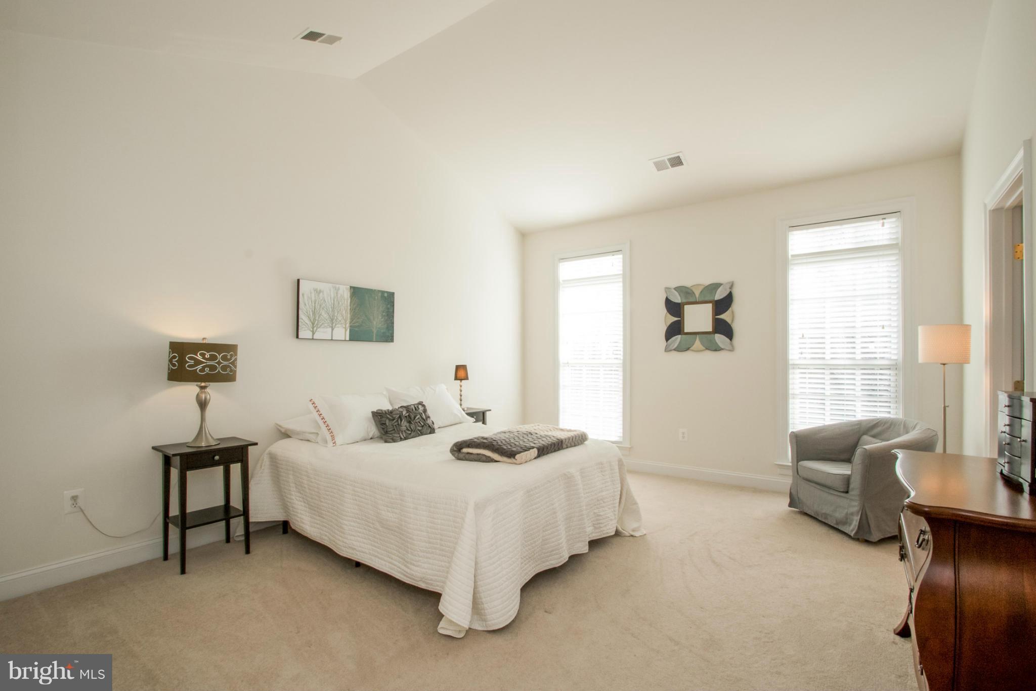 FAIRFAX GATEWAY - Residential