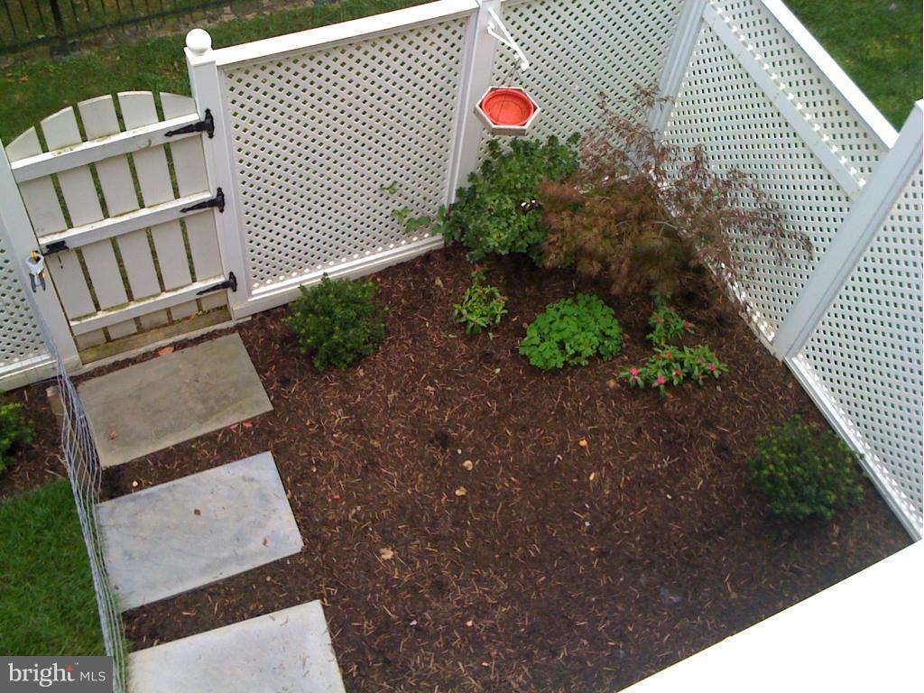 FAIRFAX GATEWAY - Residential