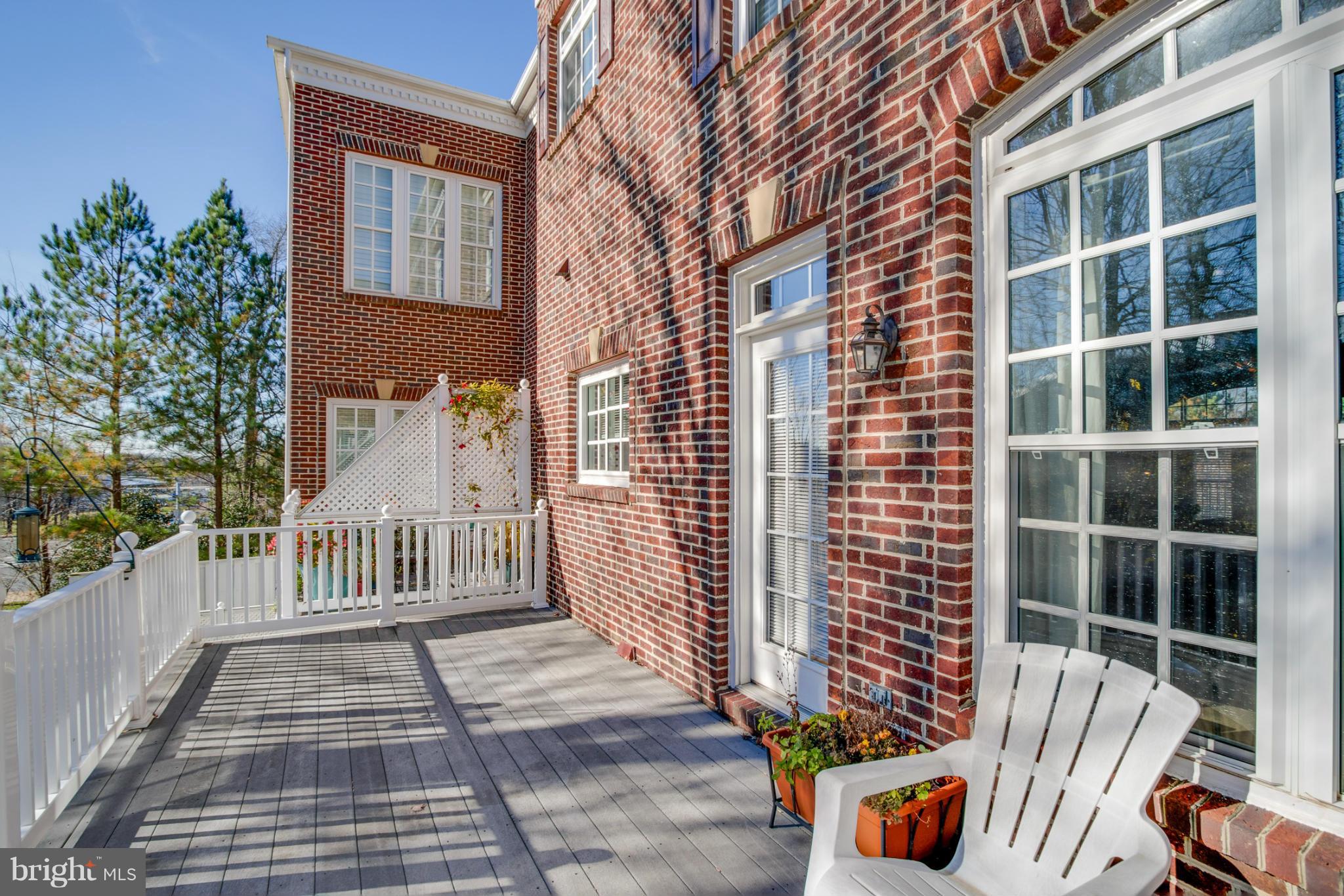 FAIRFAX GATEWAY - Residential