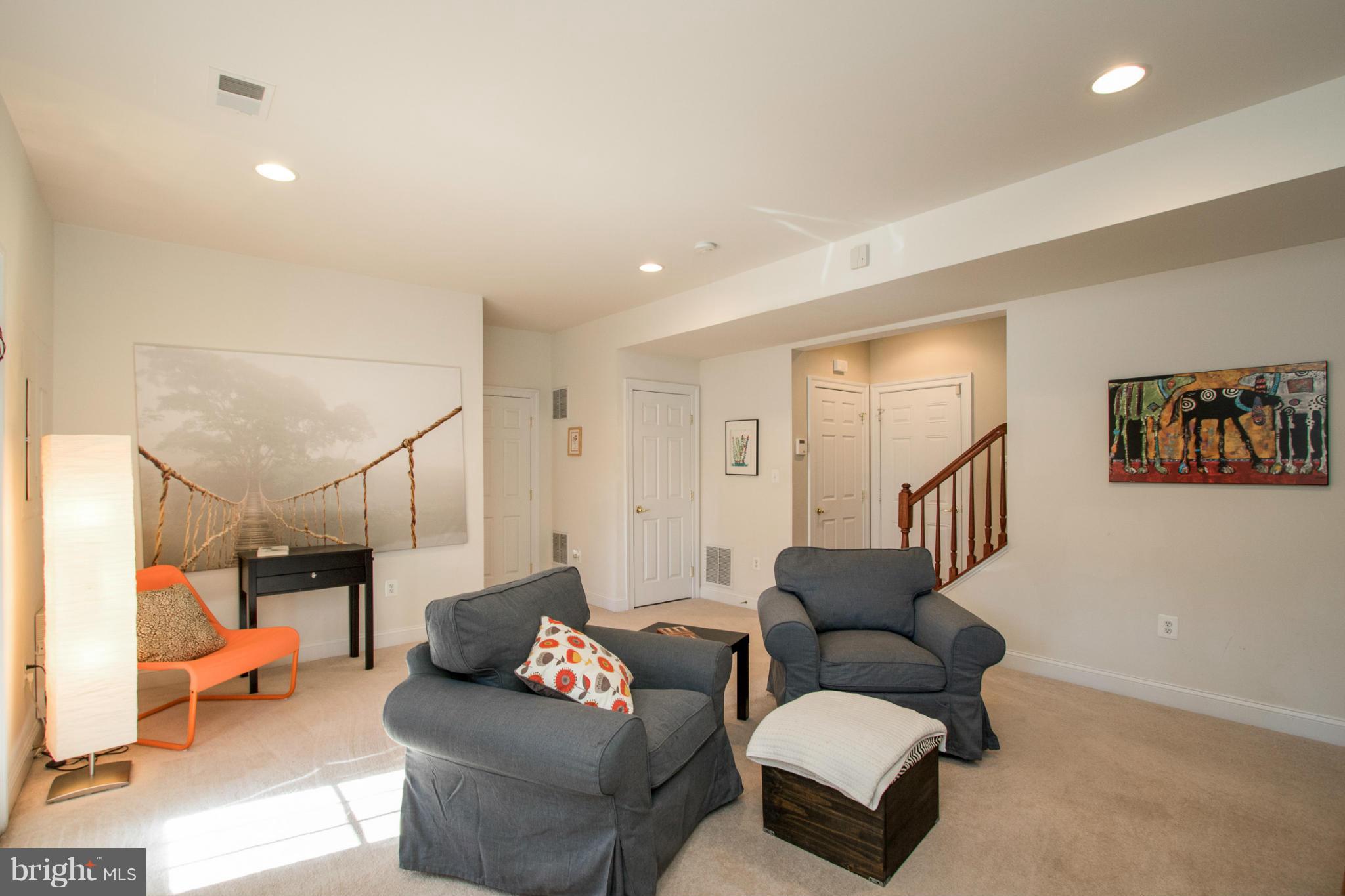 FAIRFAX GATEWAY - Residential