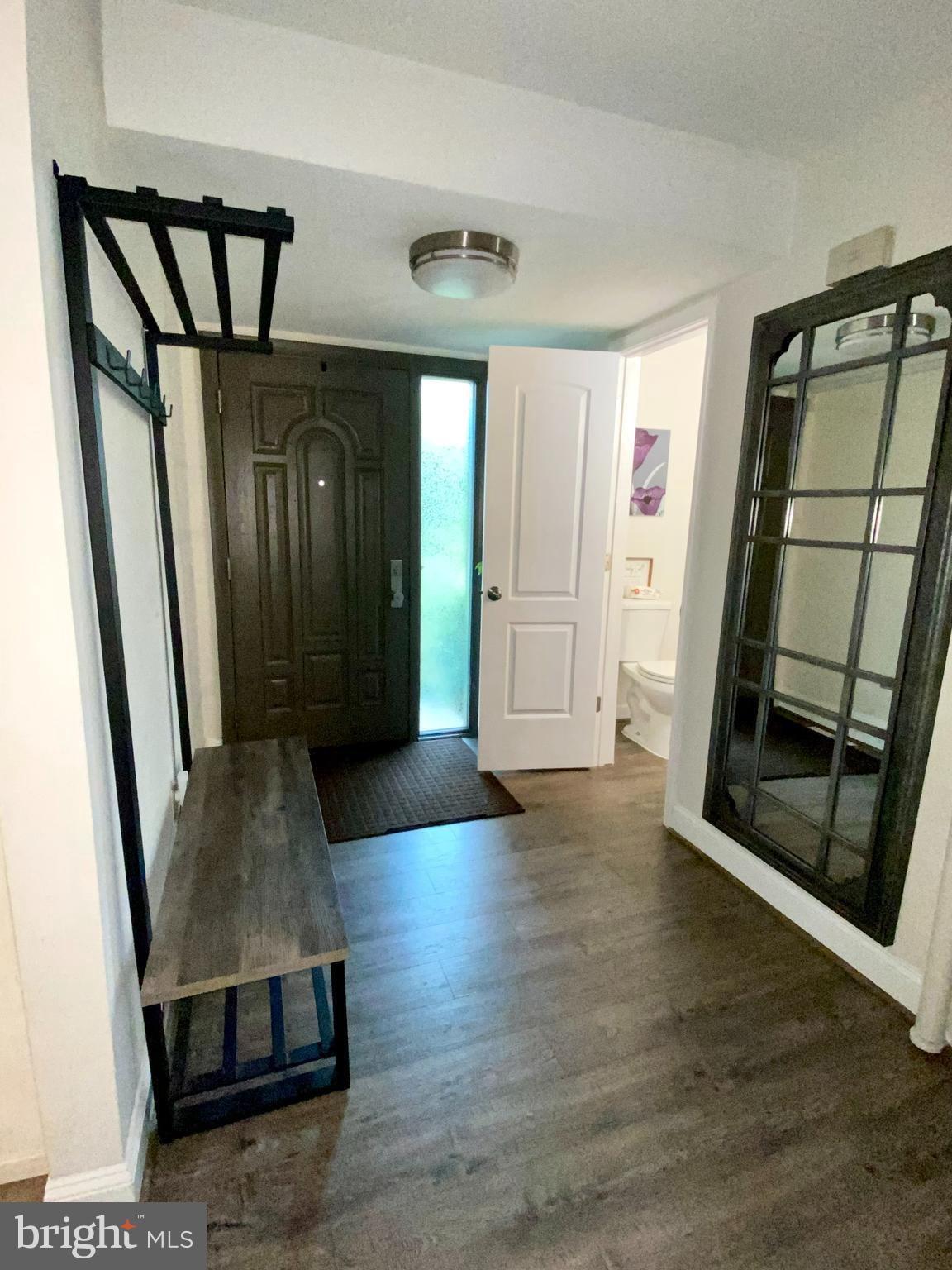 HOLLOW OAKS - Residential